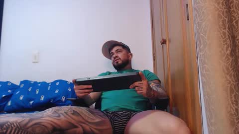 stefanodangelo01 online show from October 23, 12:23 am