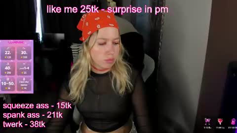 Stefany and Bettany online show from June 22, 1:18 pm
