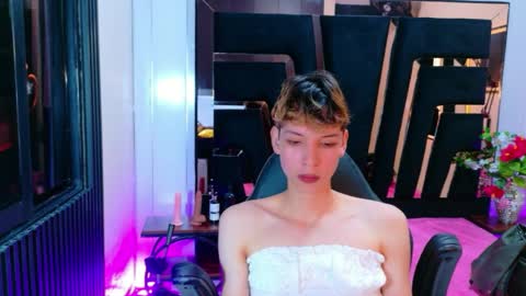 stefany piink online show from March 31, 1:22 pm