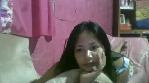 Snapshot of steffani_love chatting on February 27, 11:17 am steffani_love online show from February 27, 11:17 am