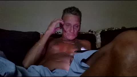 Snapshot of stefy1037 chatting on October 11, 3:44 am stefy1037 online show from October 11, 3:44 am