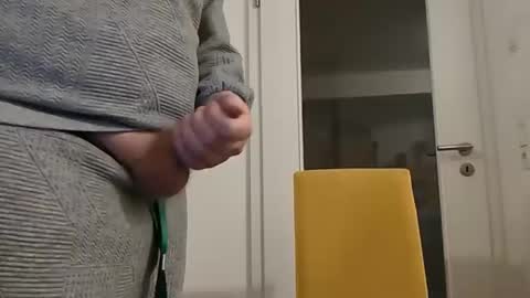 steha1975 online show from March 3, 4:36 pm