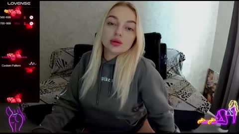 Stella  Cox online show from February 9, 10:41 am