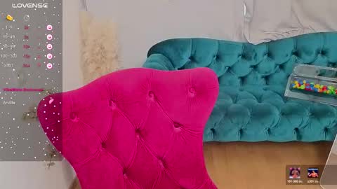 Stella online show from February 5, 1:47 pm