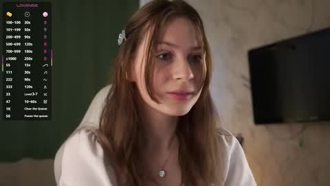 Snapshot of stella_of_steel chatting on September 15, 8:49 am Stella online show from September 15, 8:49 am