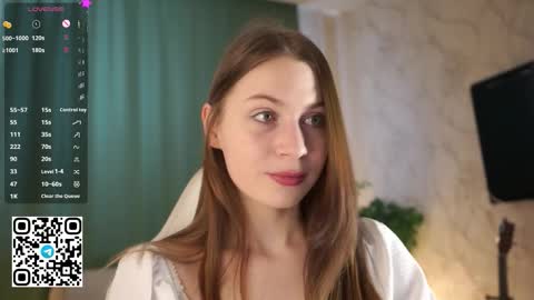 Stella online show from February 20, 11:45 am