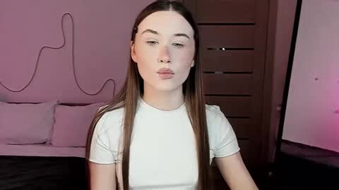 stella_sunny online show from January 7, 9:42 pm