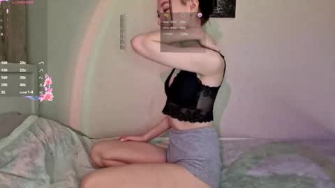 Stella online show from November 29, 8:22 am