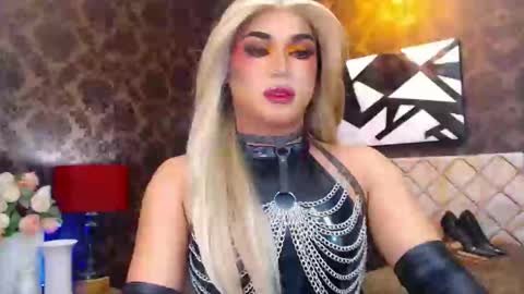 CALL ME STELLA online show from February 22, 9:56 am