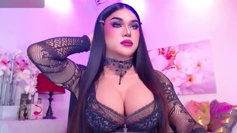 CALL ME STELLA online show from January 9, 7:58 am