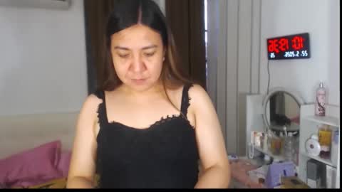 Stella online show from May 22, 2:18 am