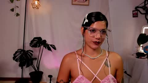 stellart_ online show from March 9, 4:49 am