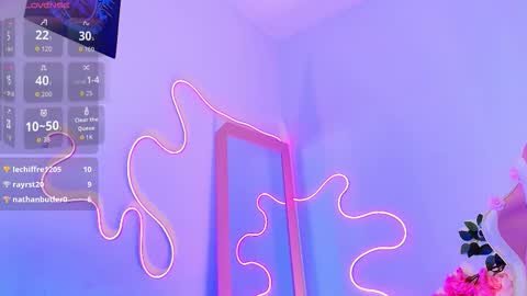 Emma online show from February 7, 11:41 pm