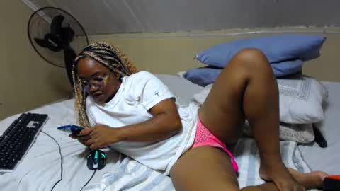 perfectly imperfect girl online show from March 11, 8:53 pm