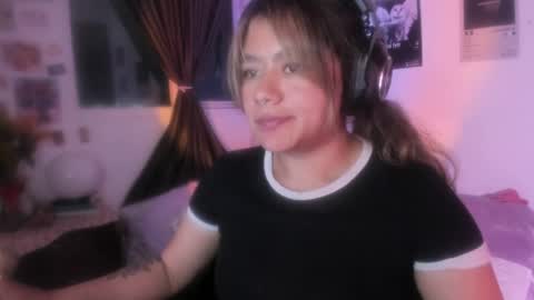 Stephanie  online show from March 31, 3:51 am