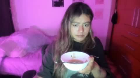 Stephanie  online show from April 21, 3:35 am