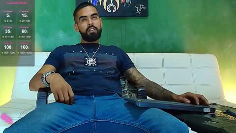    ................     online show from March 25, 1:23 am