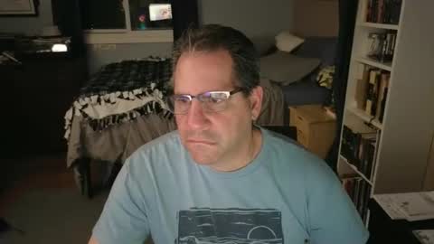 stephenhal9 online show from May 15, 2:42 am