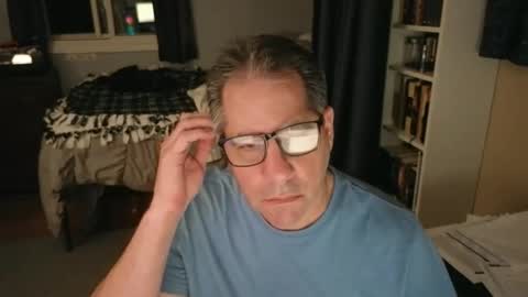 stephenhal9 online show from May 5, 3:13 am