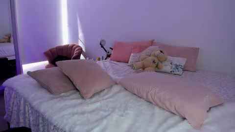 stephie_martinez online show from November 26, 1:41 pm