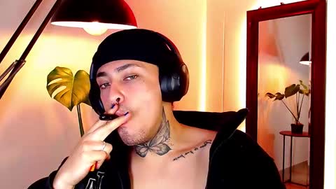 Daniel Steven Navarro online show from March 27, 4:07 am