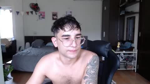 Alex   online show from May 16, 3:14 am