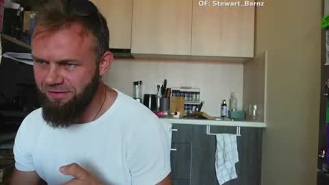 stewart_barnzz online show from August 8, 7:40 am