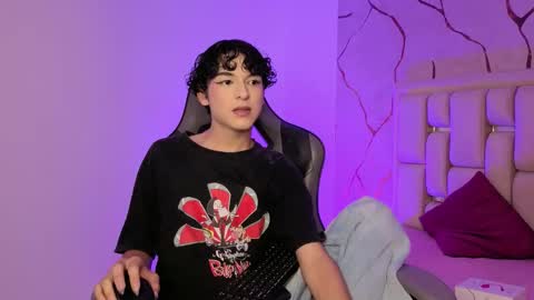 Sthepano  online show from February 13, 8:23 pm