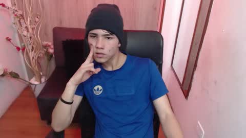 Stich online show from February 11, 2:10 pm