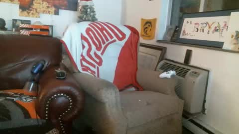 stickey online show from November 21, 6:33 am