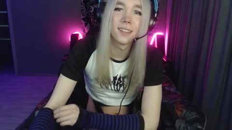 Steve online show from December 4, 6:51 pm