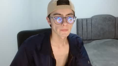 stiv_grant online show from May 14, 12:31 am