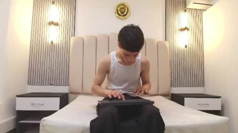 stiven_cooper2 online show from June 16, 12:09 pm