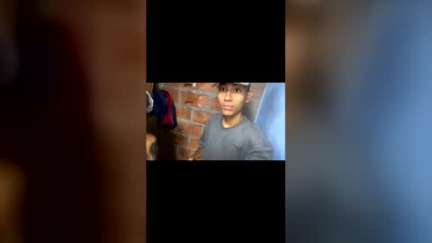 stivenmartinez0111 online show from June 11, 12:14 pm