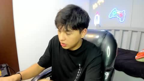 Stiwen online show from November 29, 8:16 pm