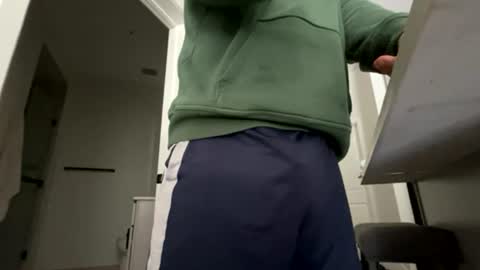 stlhotwifeguy online show from June 29, 3:45 pm