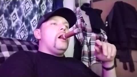 stogiestudcountryboy online show from April 3, 6:20 am