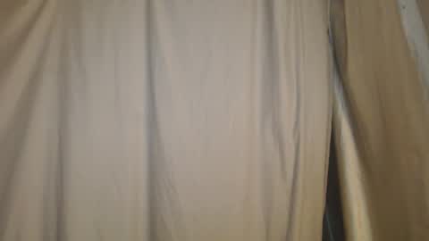 Snapshot of stonenipple chatting on October 7, 8:10 am stonenipple online show from October 7, 8:10 am