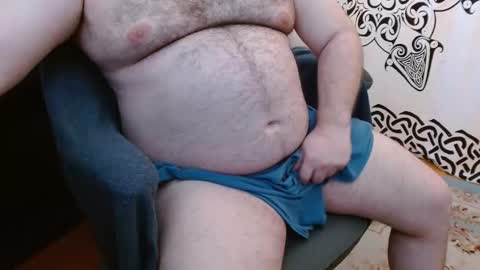 Stonerbear42 online show from March 10, 5:50 pm