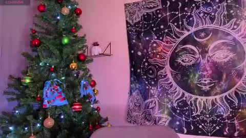 Liz online show from December 21, 10:16 pm