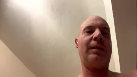 Stoodley22 online show from November 18, 3:48 pm