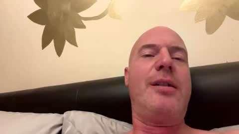 Stoodley22 online show from October 31, 8:59 am