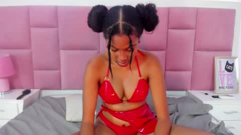 Sweety Stormi  online show from February 6, 11:58 pm