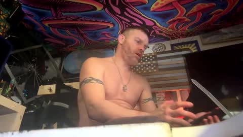 Str8 online show from April 18, 11:12 am