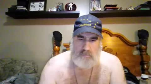 Straightbear4you online show from June 14, 10:39 am