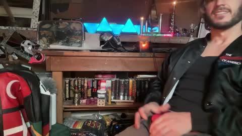 Cowboy Zuhly online show from April 2, 4:03 pm