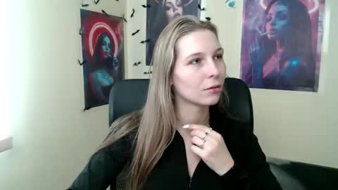 Amalia online show from April 17, 11:56 am