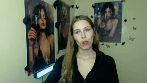 Amalia online show from November 8, 8:06 am