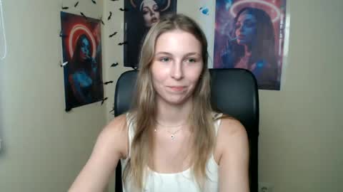 Amalia online show from August 4, 11:39 am