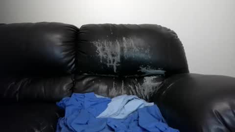 strangeratnight87 online show from November 13, 8:11 pm